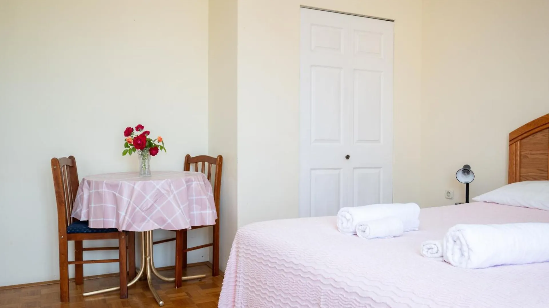 Apartments And Rooms By The Sea Mrljane, Pasman - 327 Neviđane 3*,  Κροατία
