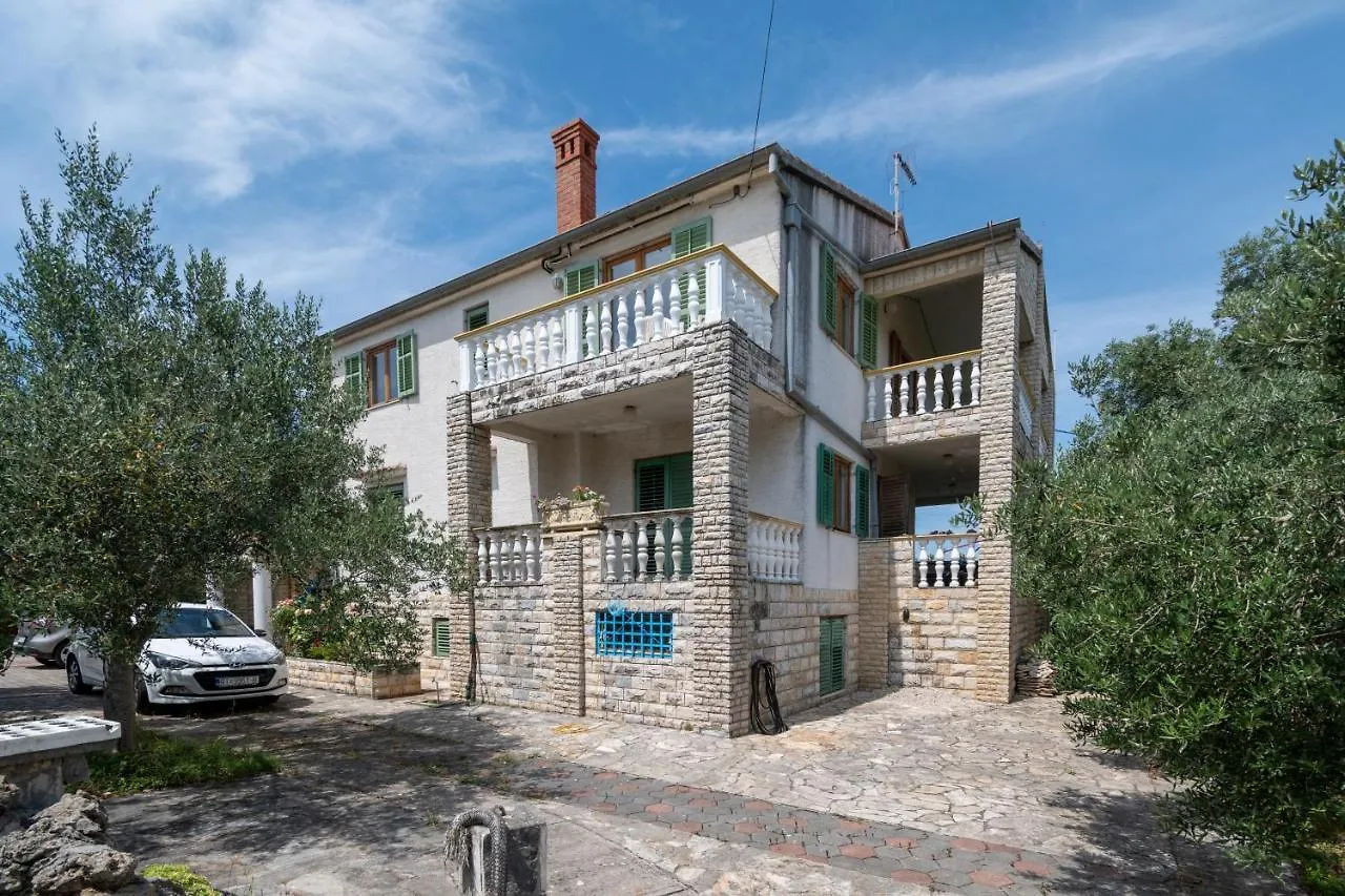 Apartments And Rooms By The Sea Mrljane, Pasman - 327 Neviđane