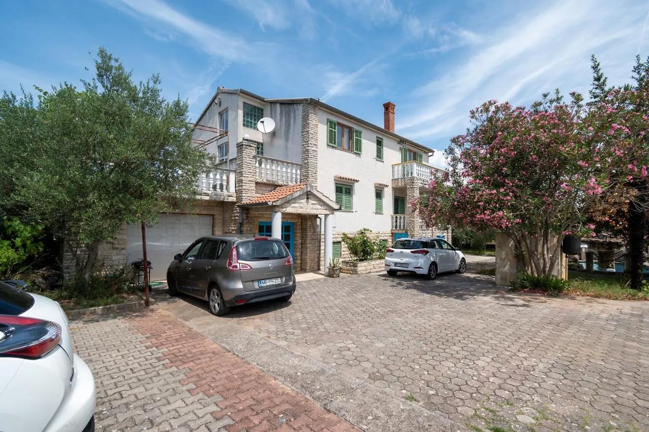 Apartments And Rooms By The Sea Mrljane, Pasman - 327 Neviđane