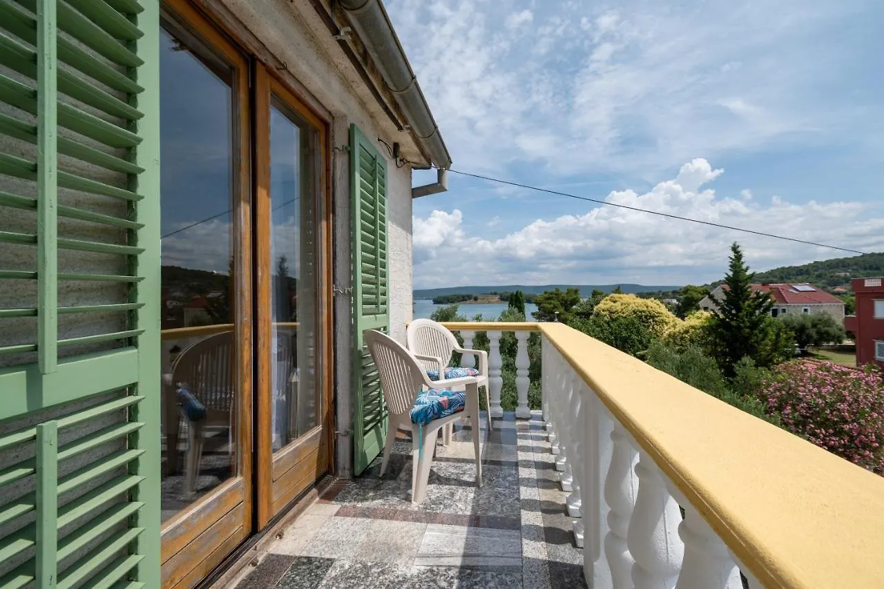 Apartments And Rooms By The Sea Mrljane, Pasman - 327 Neviđane 3*,  Kroatien