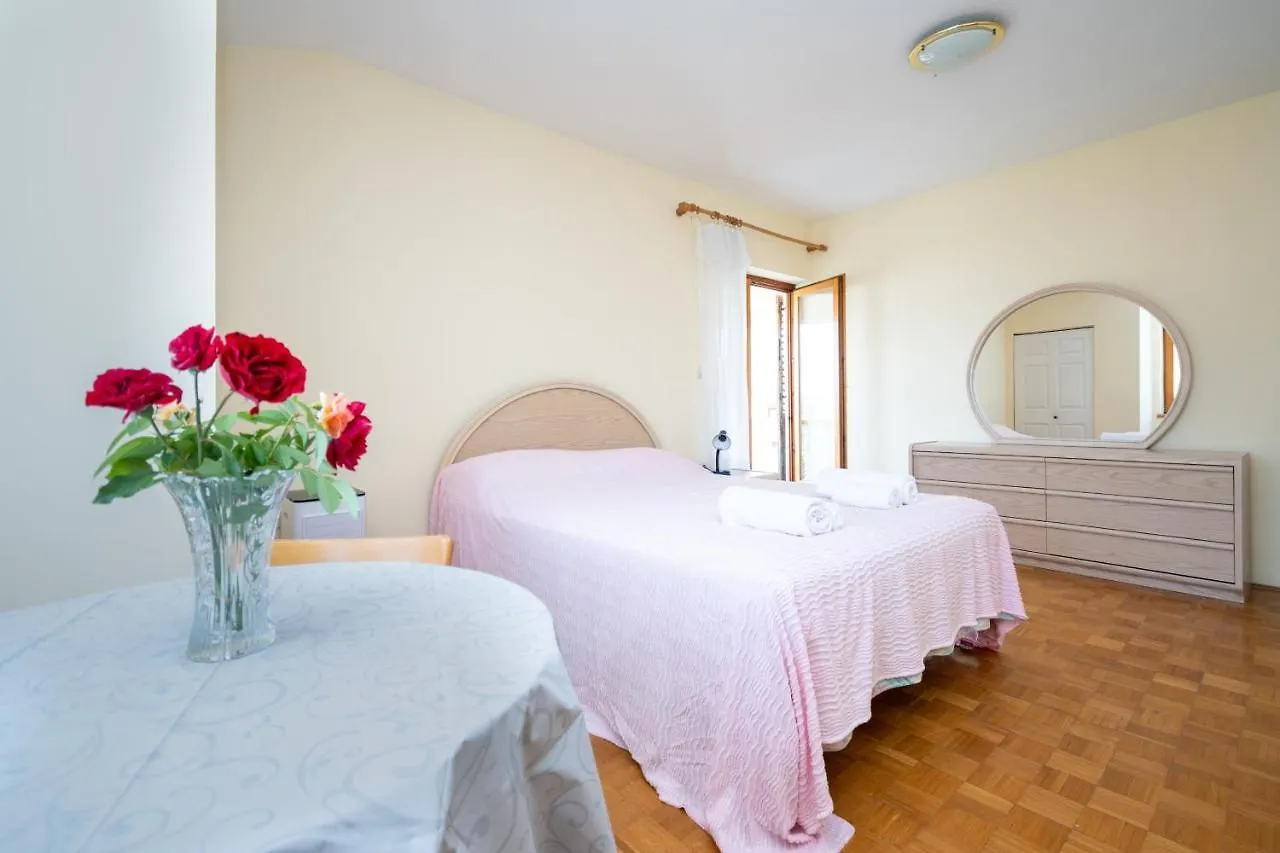 Apartments And Rooms By The Sea Mrljane, Pasman - 327 Neviđane Gasthof