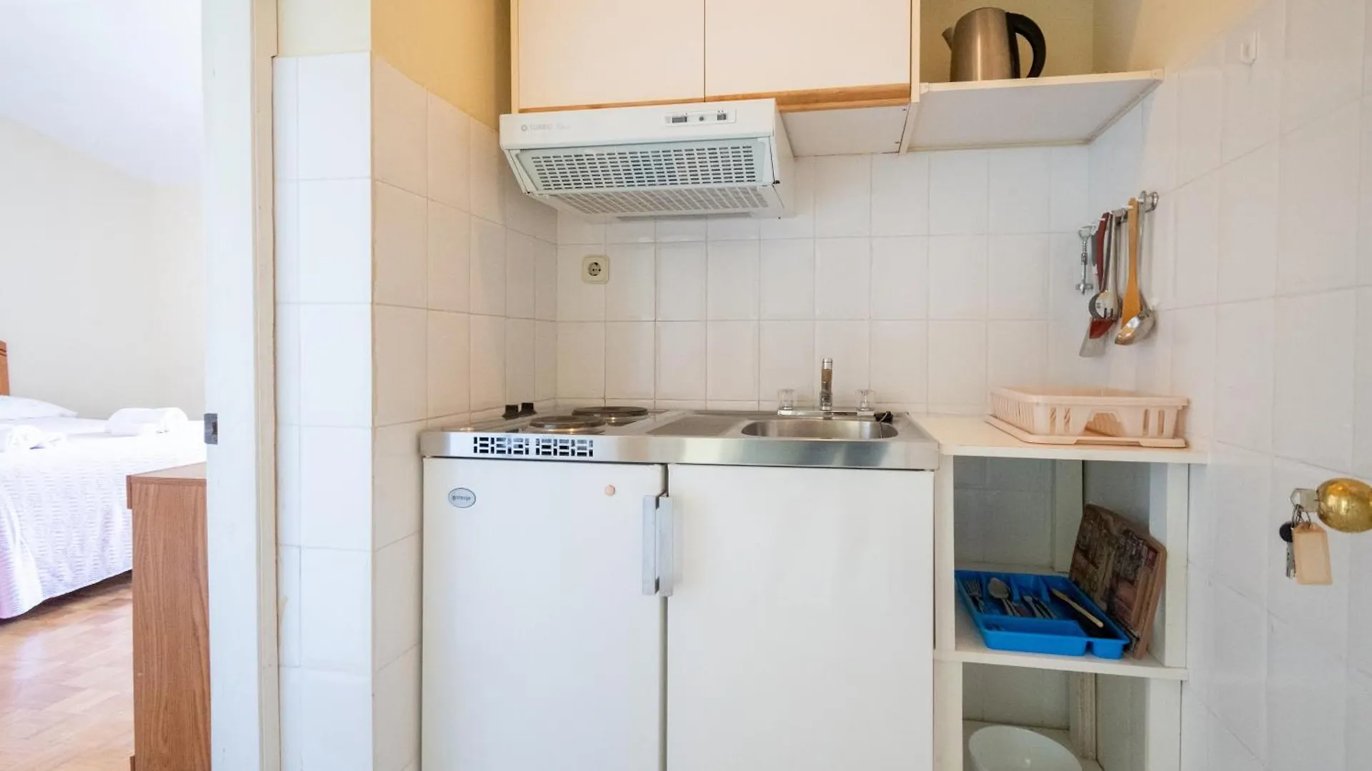 Apartments And Rooms By The Sea Mrljane, Pasman - 327 Neviđane 3*,  Kroatien